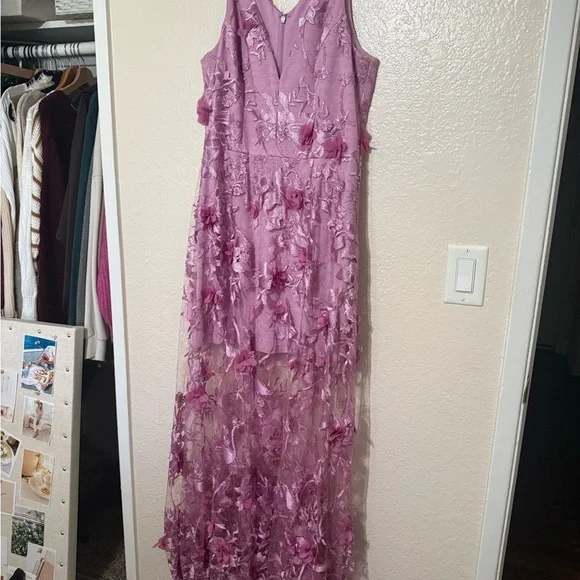 Dress the Population Lavender Floral Maxi Dress - Picture 2 of 6
